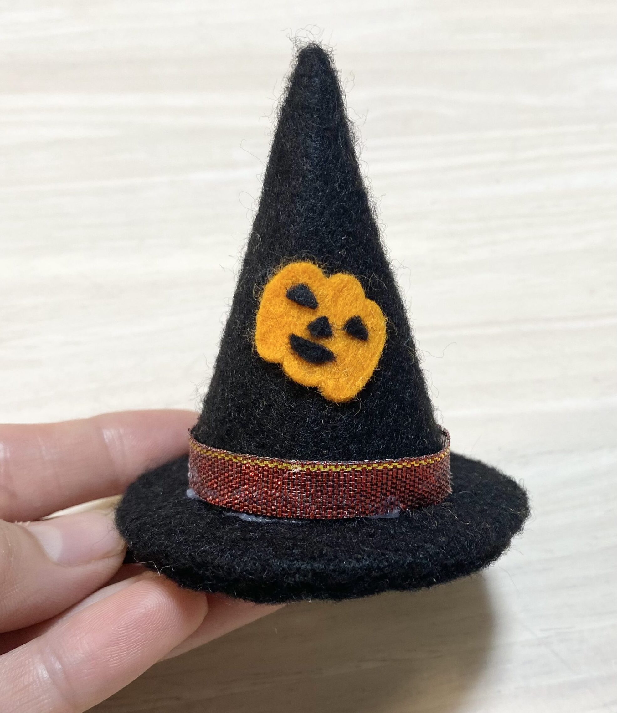 切って貼るだけ！簡単ハロウィングッズ | ハンドメイド〜時々育児とたまーに夫〜